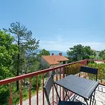 Апартаменты Luxury Seaview Jurasi