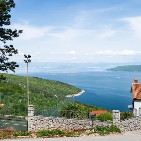 Luxury Seaview Apartment Jurasi