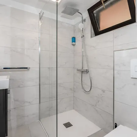 Апартаменты Luxury Seaview Jurasi