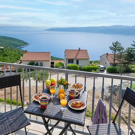 Апартаменты Luxury Seaview *